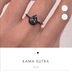 Gemandi Kama Sutra ring